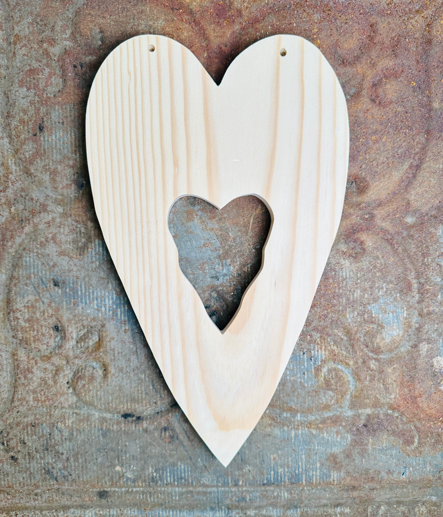 Primitive heart cutout