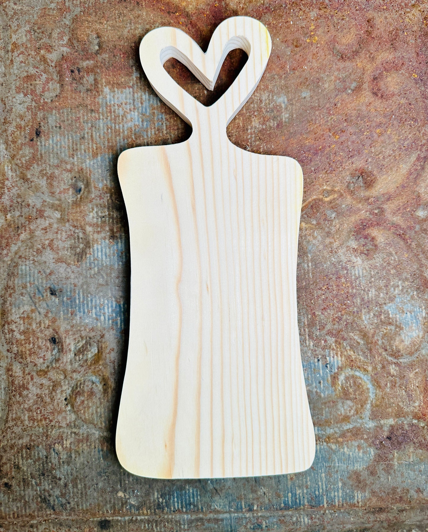 Primitive heart cutting board 1x pine